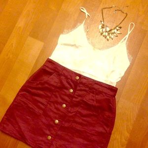❤️Maroon button up skirt!